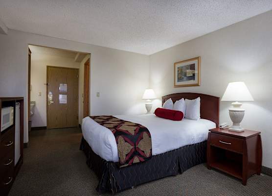Thea Tacoma, Ascend Hotel Collection 1