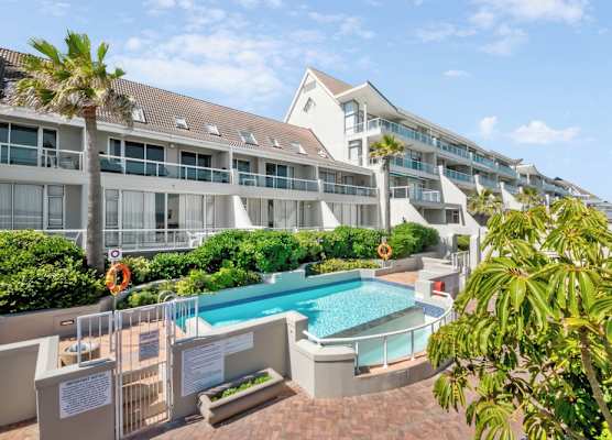 Dolphin Beach E5 1