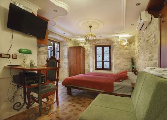 Apartments Wine House Old Town 1