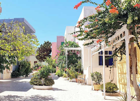 Evina Rooms & Suites 1