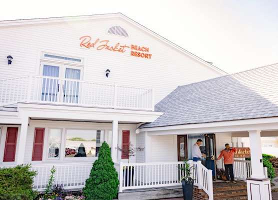 Red Jacket Beach Resort 1