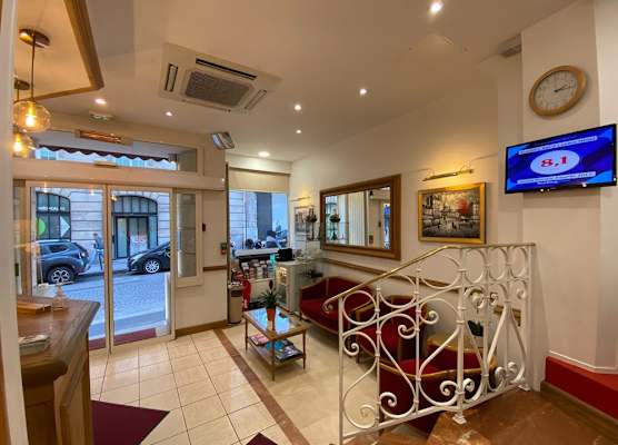 Austin's Saint Lazare Hotel 1