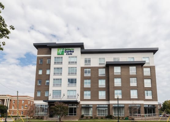 Holiday Inn Express & Suites COLUMBIA DOWNTOWN – THE VISTA by IHG 1