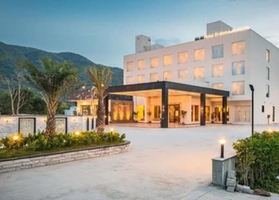 Brahma Horizon Hotel & Spa - Pushkar 1
