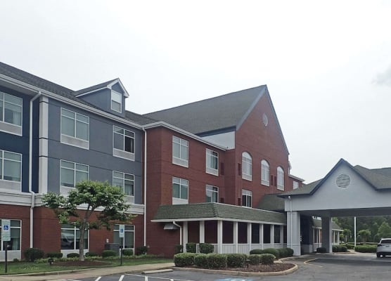 Comfort Inn & Suites Hampton near Coliseum 1