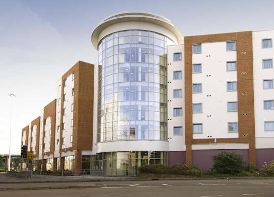 Premier Inn Reading Central 1