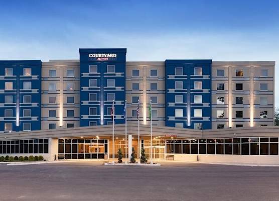 Courtyard by Marriott Montreal West Island/Baie D’Urfe 1
