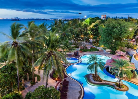 Cholchan Pattaya Beach Resort - SHA Extra Plus 1