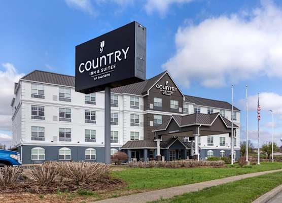 Country Inn & Suites by Radisson, Georgetown, KY 1