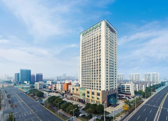 Courtyard by Marriott Kunshan 1