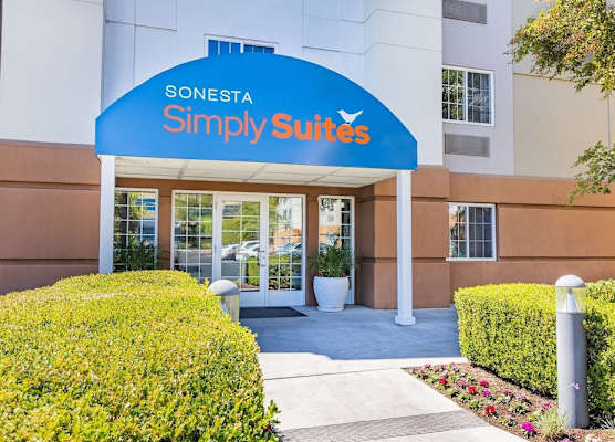 Sonesta Simply Suites Stafford 1