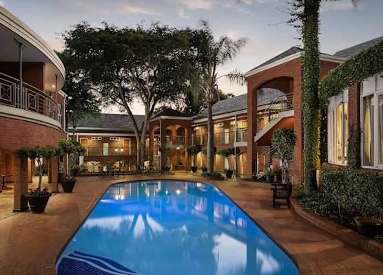 Premier Hotel Falstaff 1