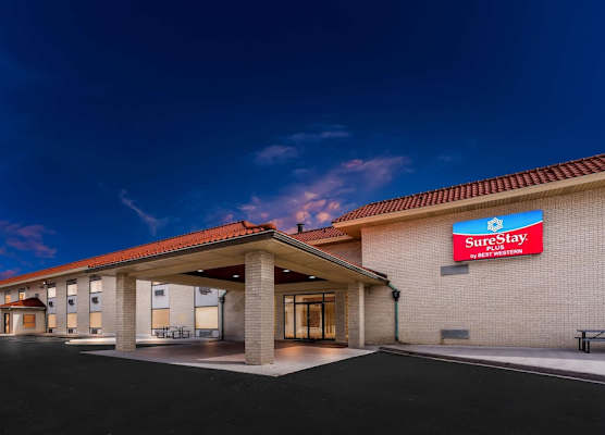 SureStay Plus by Best Western Windsor 1