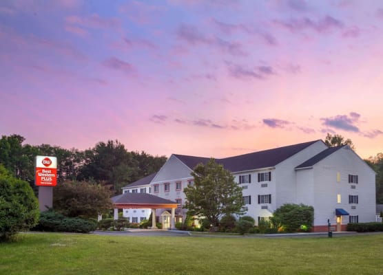 Best Western Plus Berkshire Hills Inn & Suites 1