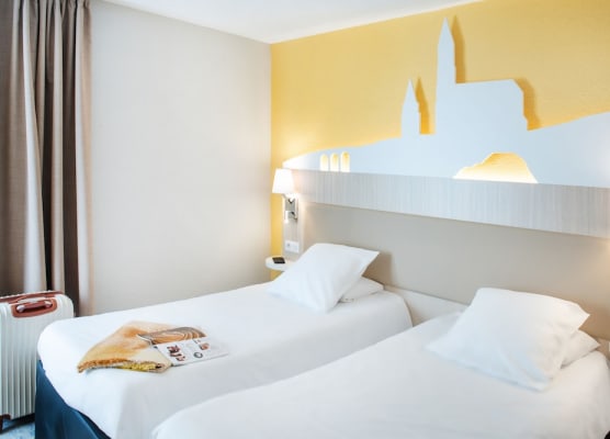 Hôtel Saint Sauveur 1