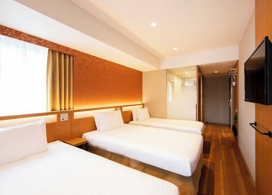 karaksa hotel grande Shin-Osaka Tower 1