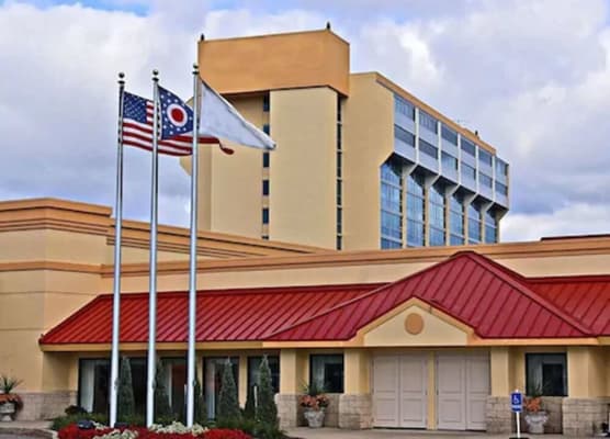 Wyndham Cleveland Airport 1