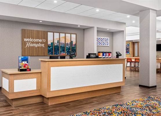 Hampton Inn Chicago North/Loyola Station, IL 1