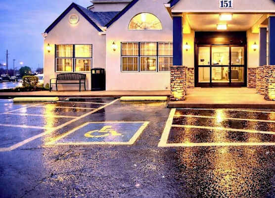 Microtel Inn by Wyndham - Murfreesboro 1