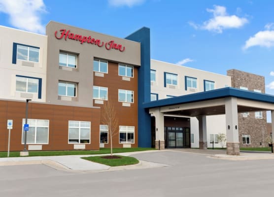 Hampton Inn Saline 1