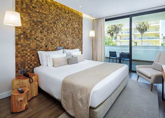 Jupiter Marina Hotel - Couples & Spa 1