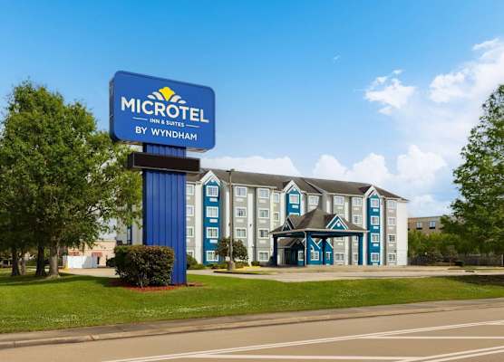 Microtel Inn and Suites Baton Rouge Airport 1