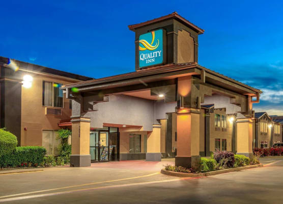 Quality Inn Forest Hill - Fort Worth South 1