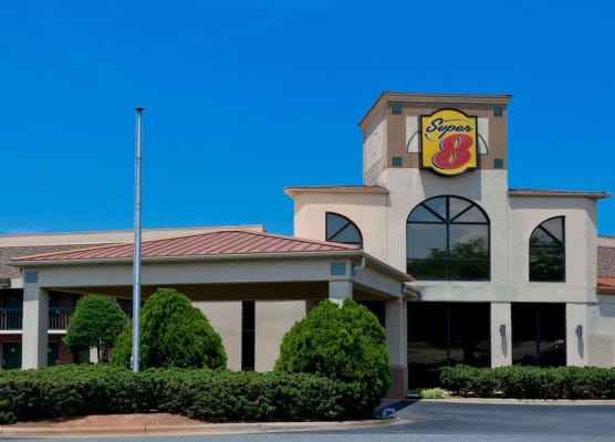 Super 8 by Wyndham Huntersville/Charlotte Area 1