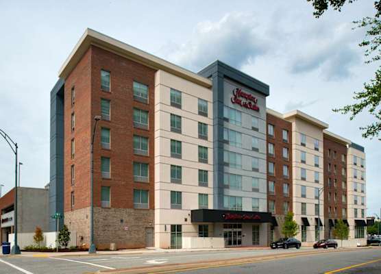 Hampton Inn & Suites Greensboro Downtown, Nc 1