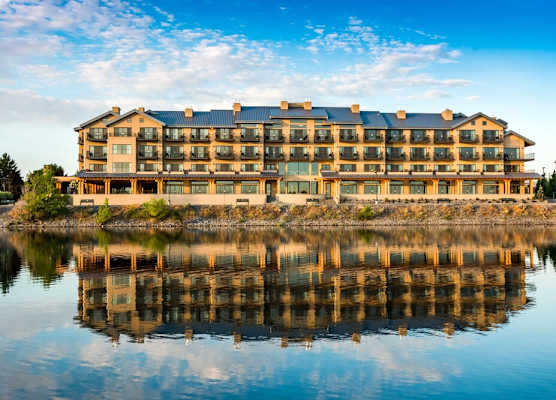 The Lodge at Columbia Point 1