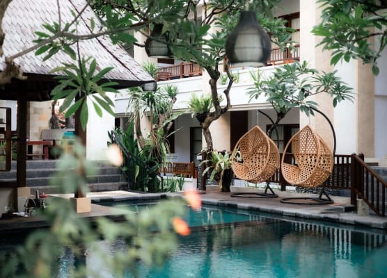 Fourteen Roses Beach Hotel 1