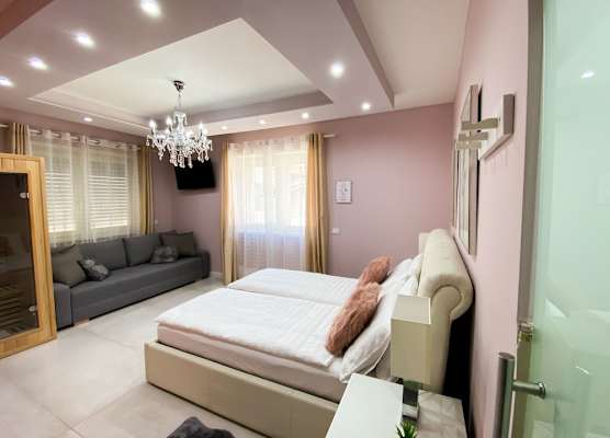 Klemi, rooms in old town Dolomia best home Check in automatico 1