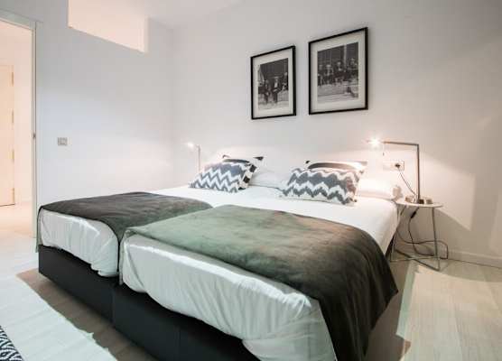 Valencia Luxury - Boutique Center 1