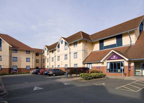 Premier Inn Worcester - M5 Jct6 1