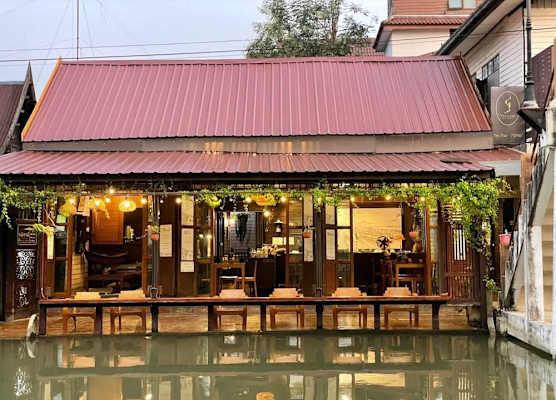 Thanicha Resort Amphawa 1