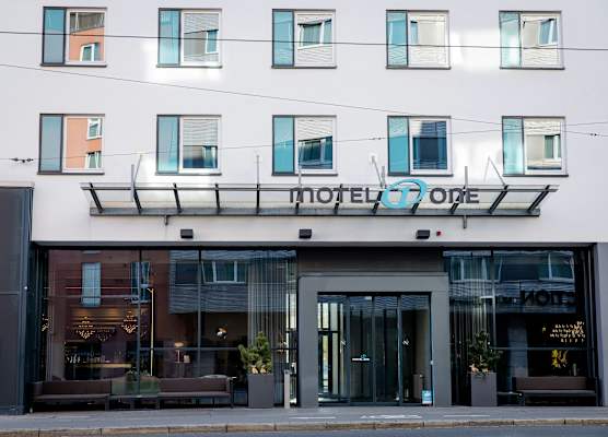Motel One Nürnberg-City 1