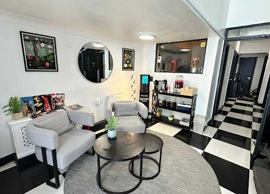 Amsterdam Hotel 1