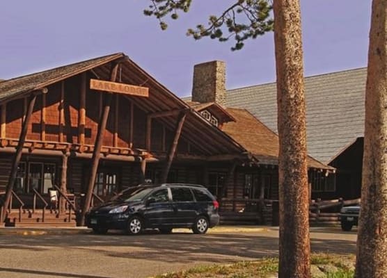Lake Lodge Cabins - Inside the Park 1