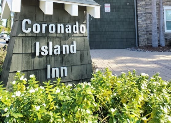 Coronado Island Inn 1