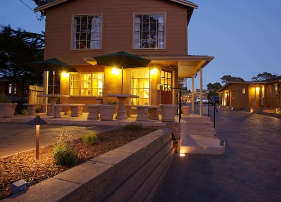Sunset Inn Pacific Grove 1