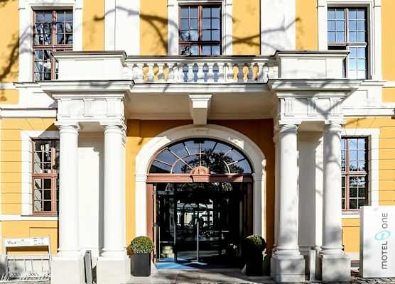 Motel One Magdeburg 1
