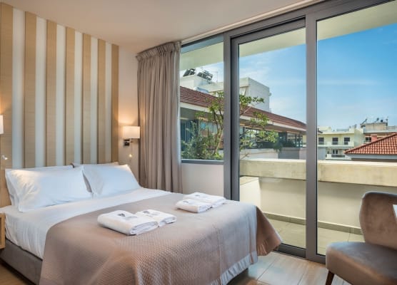 Trianon Luxury Apartments & Suites 1