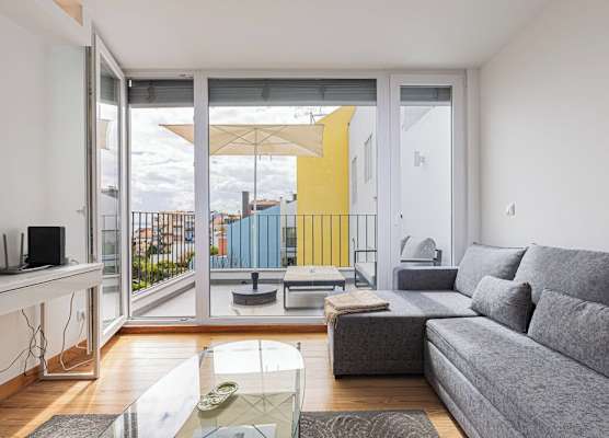 Barbadinhos Apartments in Lisbon Historic Neighborhood 1