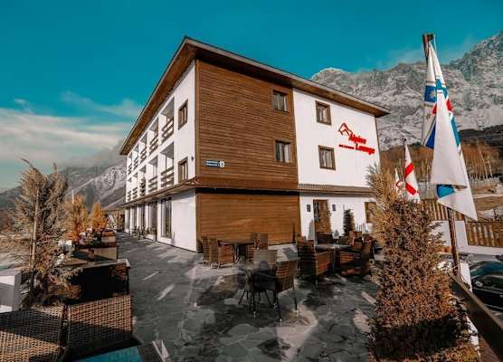 Alpine Lounge Boutique Hotel 1