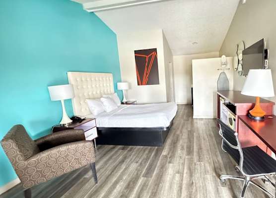 Howard Johnson by Wyndham Phoenix Airport/Downtown Area 1