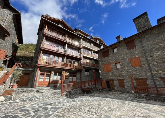 Wuau! Apartaments Font del Poble 1
