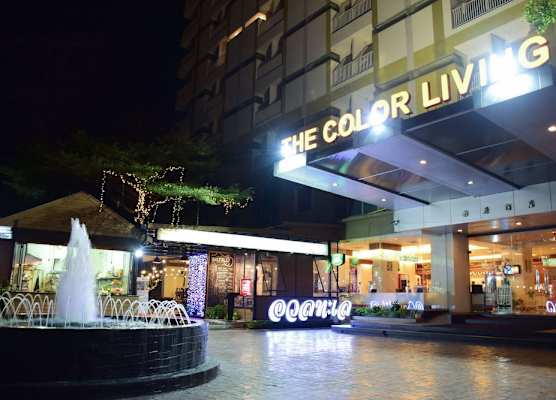 The Color Living Hotel 1