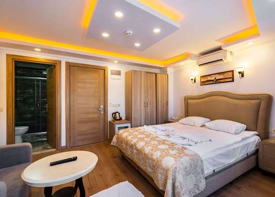 Harbour Suites Old City 1