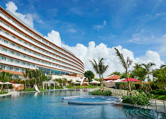 Hilton Okinawa Chatan Resort 1