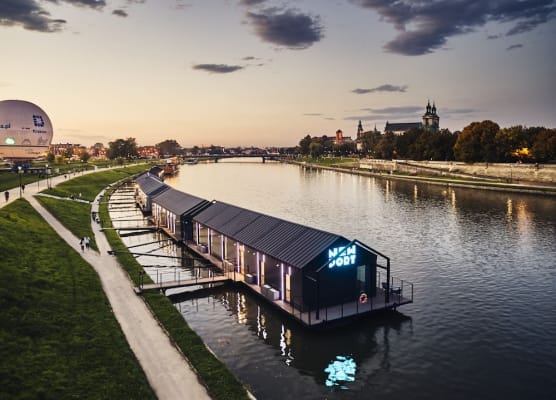 New Port Apartments on the River 1